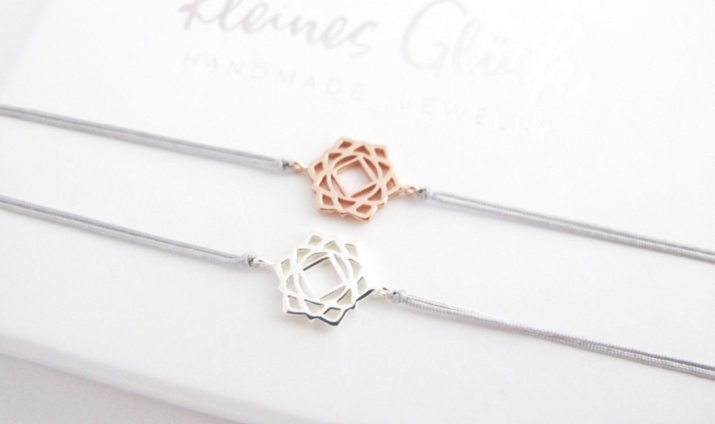 Armbändchen Mandalablume grau 925 Silber