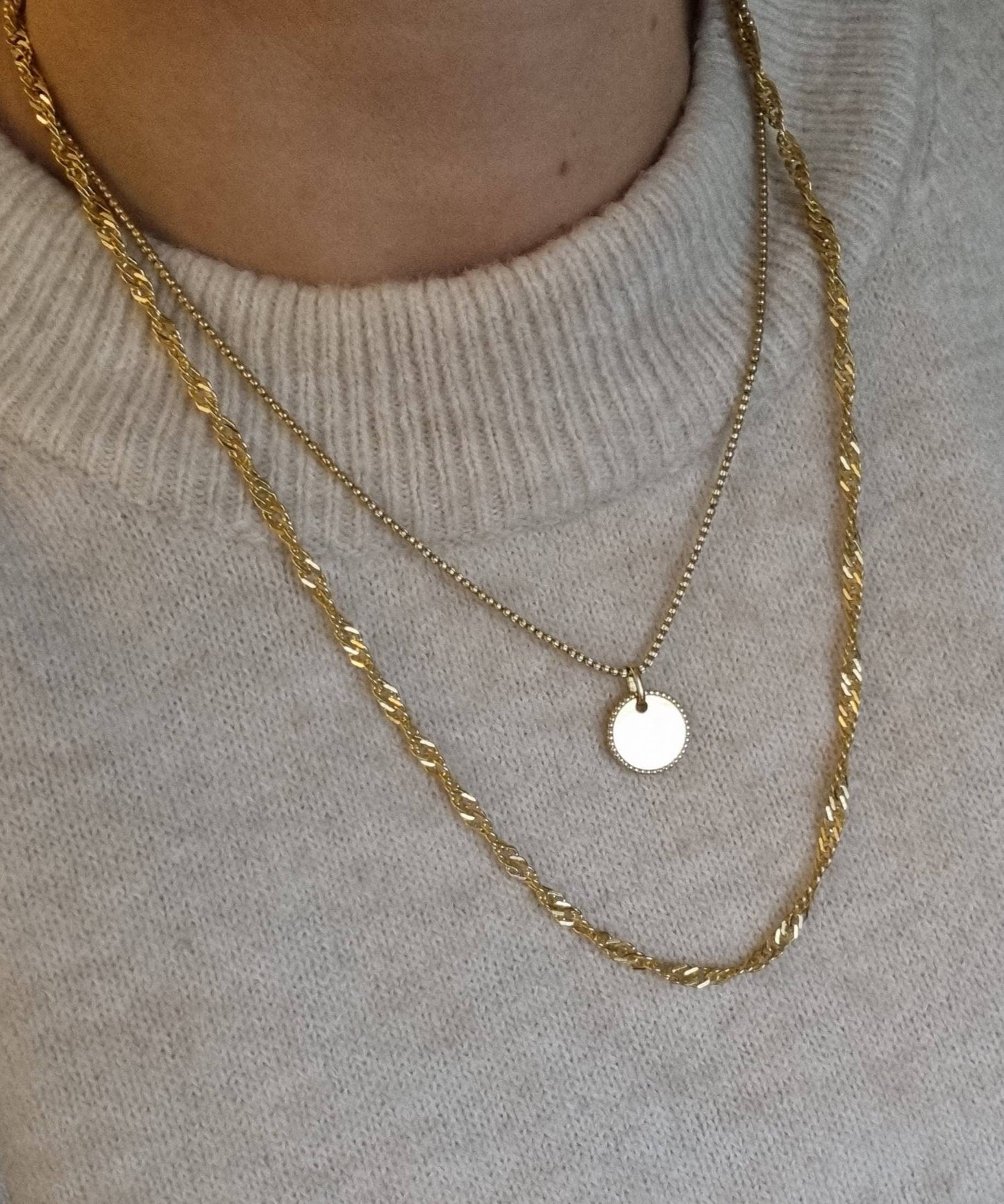 Kette Izzy 925 Si. vergoldet | Feine Kette mit Plättchen Plakette | personalisierbar